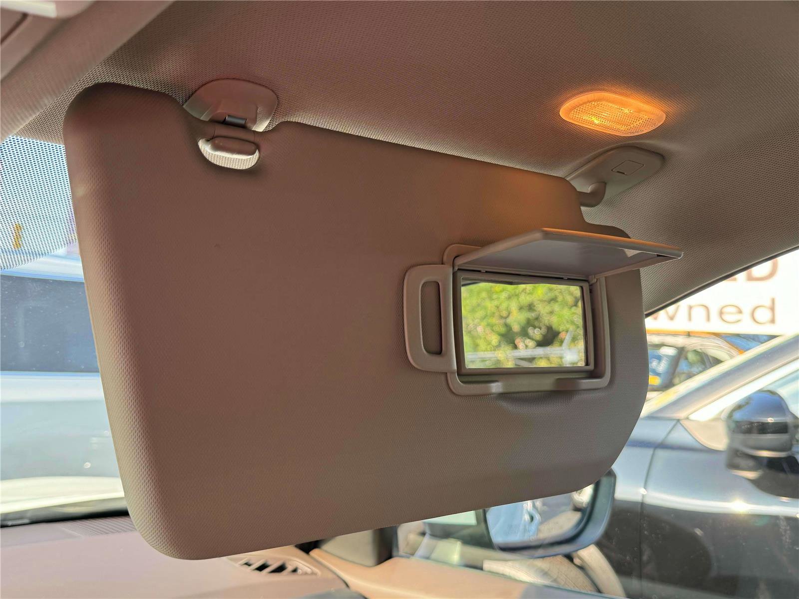 Used 2023 Nissan Rogue SV image 33