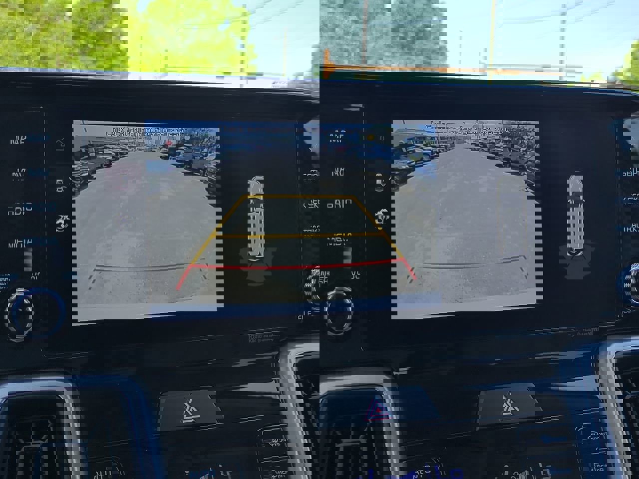 Used 2022 Kia Sorento EX w/ Panoramic Sunroof Package image 21