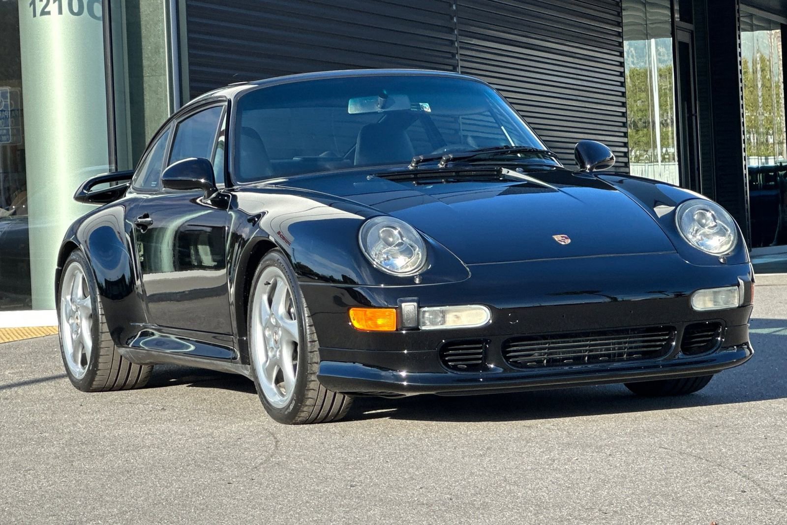 Used 1998 Porsche 911 Carrera S image 10