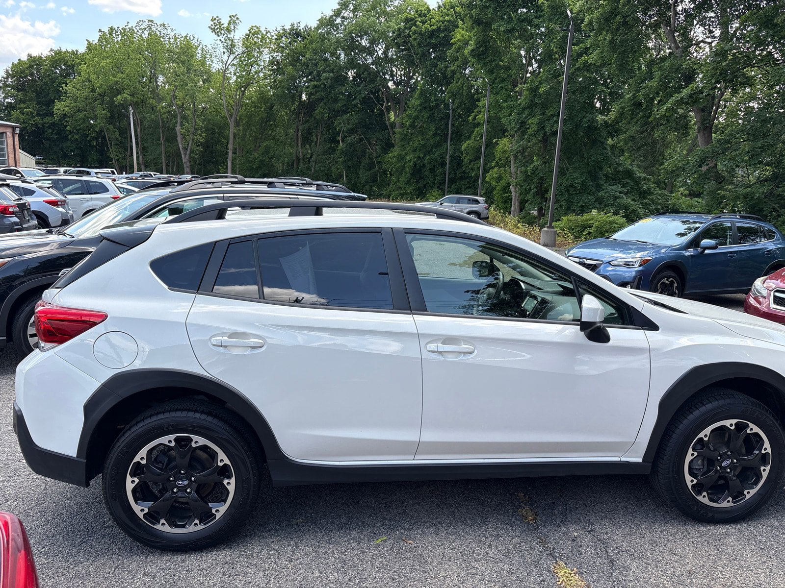 Used 2023 Subaru Crosstrek 2.0i Premium AWD/4WD image 10