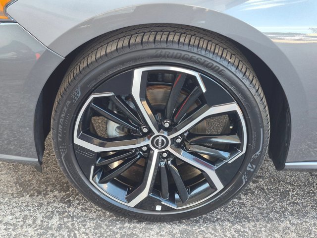 Used 2025 Nissan Altima 2.5 SR FWD image 26