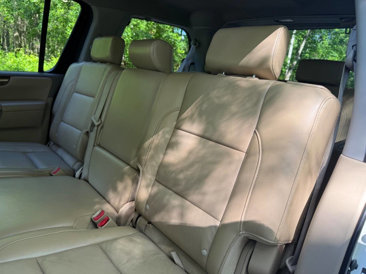 Used 2011 Nissan Armada Platinum AWD/4WD image 16