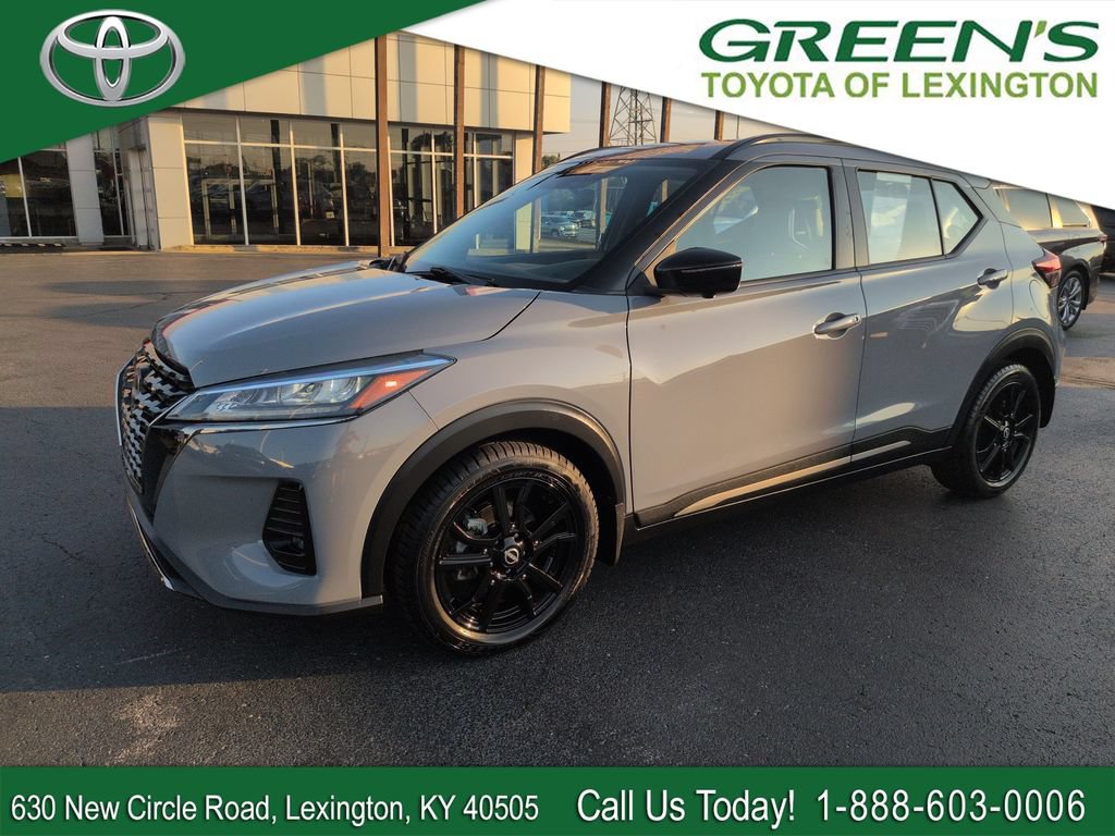 Used 2022 Nissan Kicks SR w/ Premium Package FWD 360° Tour
