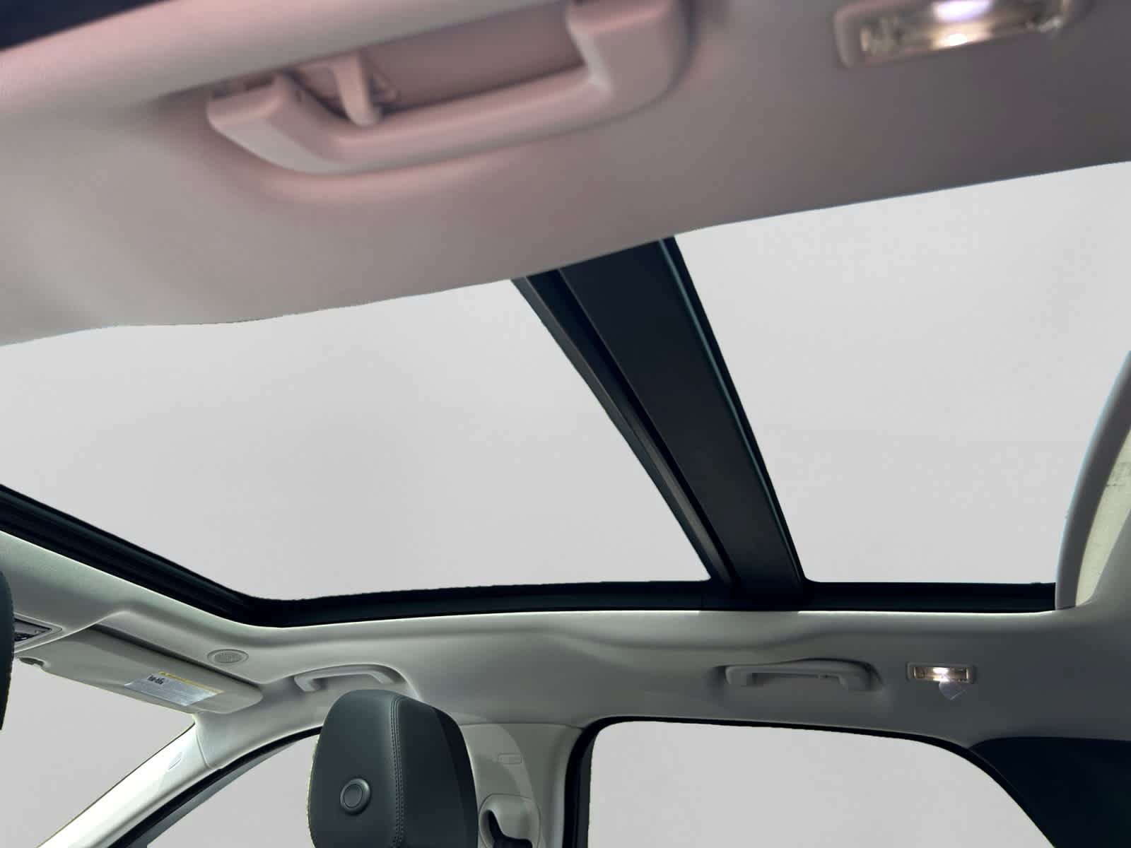 Certified 2023 Jaguar F-PACE AWD/4WD image 13