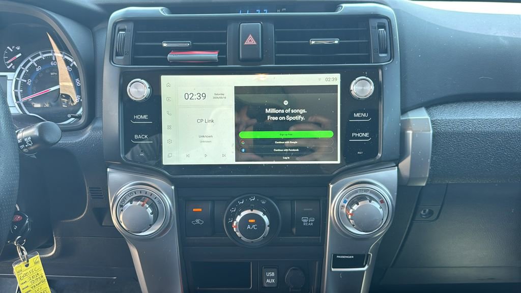 Used 2016 Toyota 4Runner SR5 AWD/4WD image 13