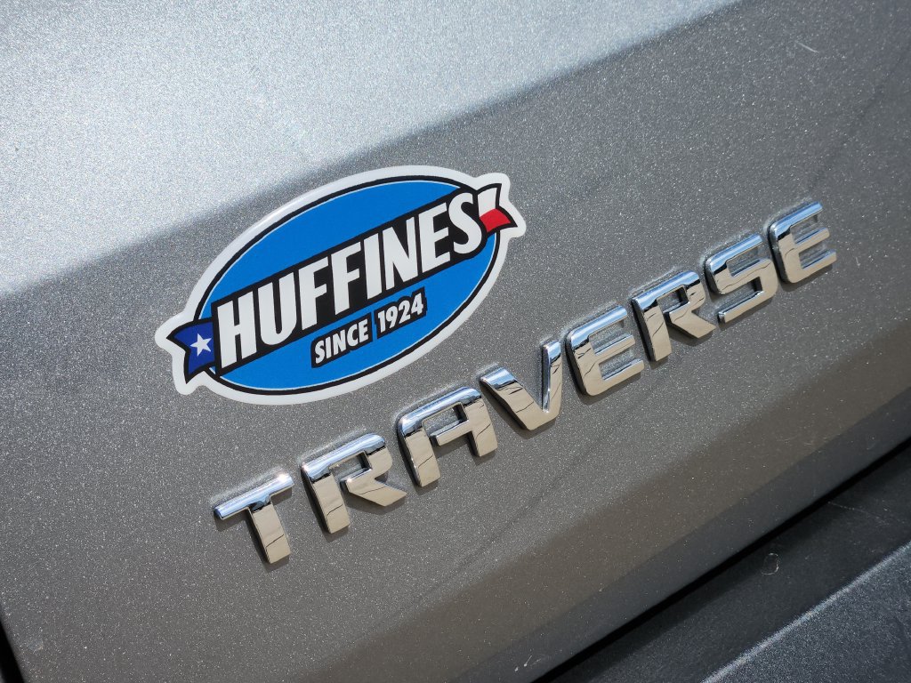 Used 2023 Chevrolet Traverse LT FWD image 12