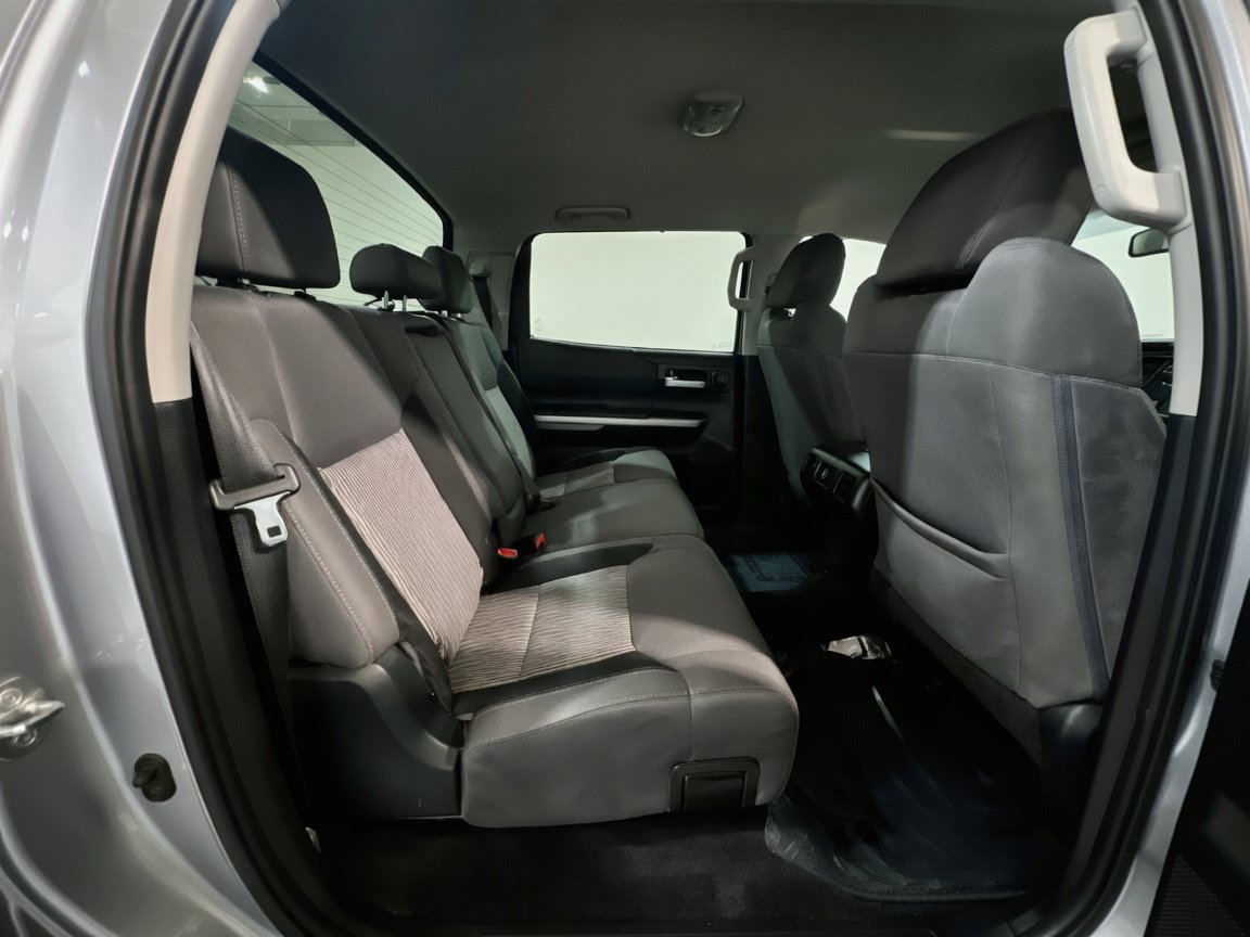 Used 2016 Toyota Tundra SR5 w/ SR5 Upgrade Package RWD image 18