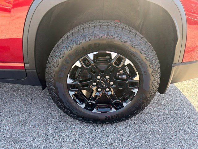 New 2027 Chevrolet Traverse Z71 w/ Driver Confidence Package AWD/4WD image 15
