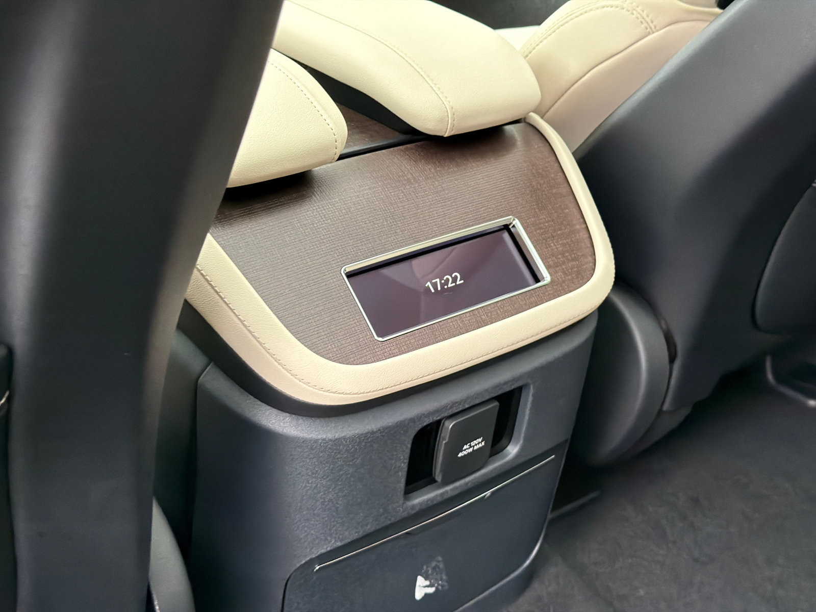 New 2027 Lincoln Navigator L Reserve AWD/4WD image 23