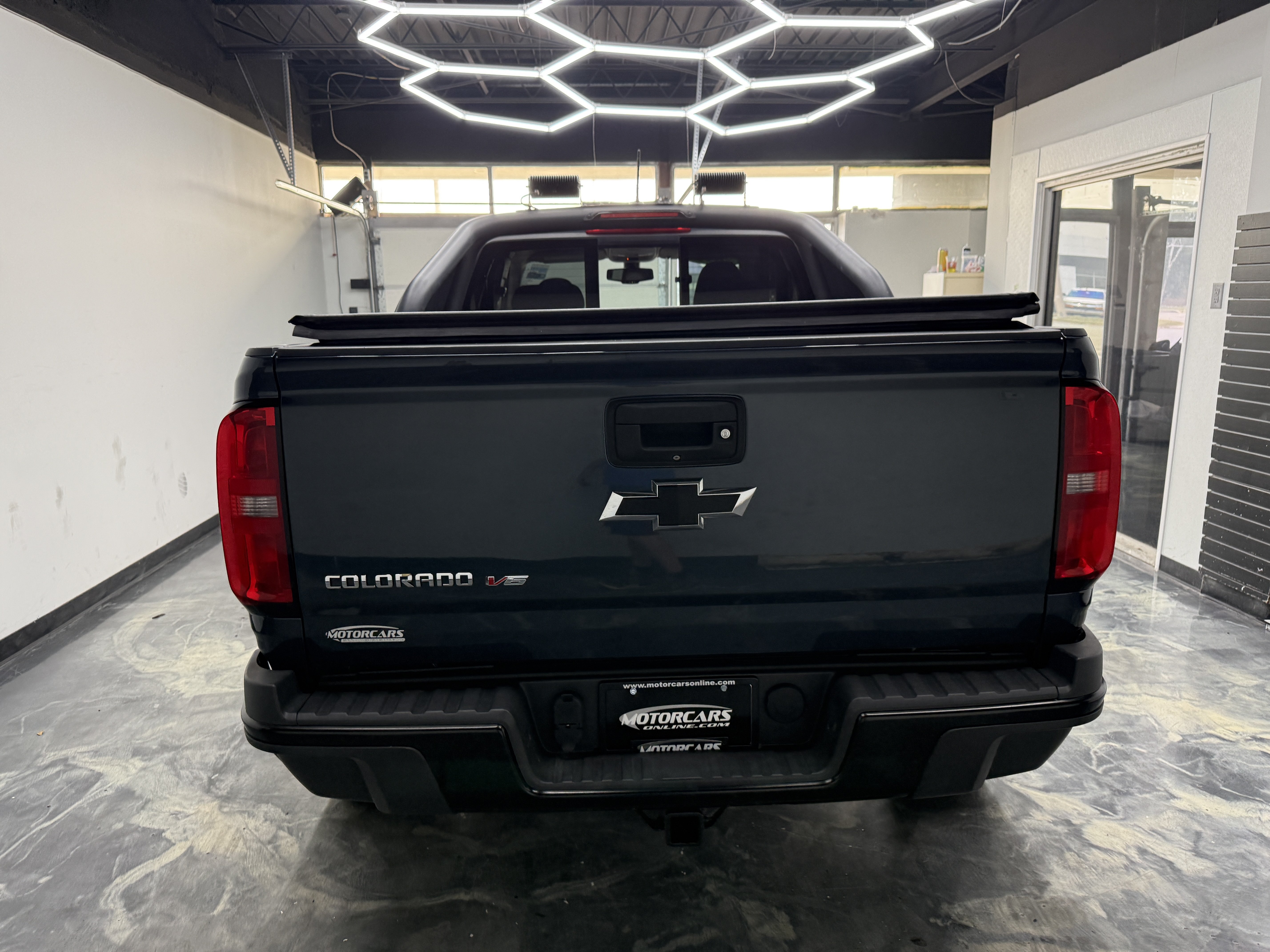 Used 2019 Chevrolet Colorado ZR2 w/ ZR2 Dusk Special Edition AWD/4WD image 4