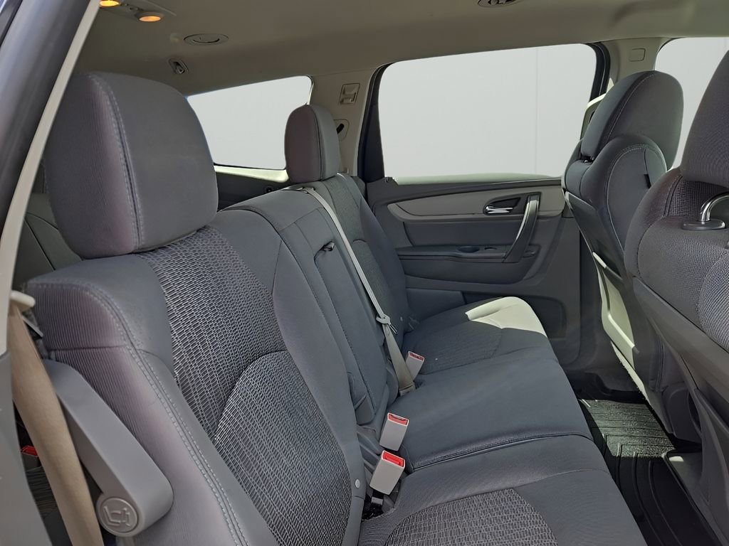 Used 2017 Chevrolet Traverse LS FWD image 16