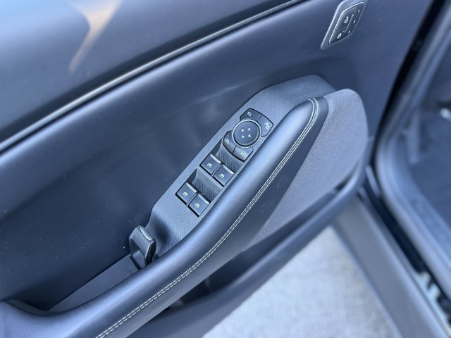 Used 2024 Ford Mustang Mach-E Select w/ Comfort Package Lite RWD image 13