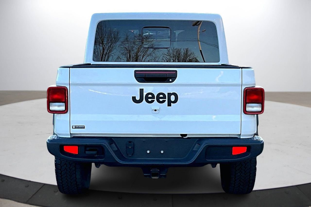 Certified 2025 Jeep Gladiator Sport image 8