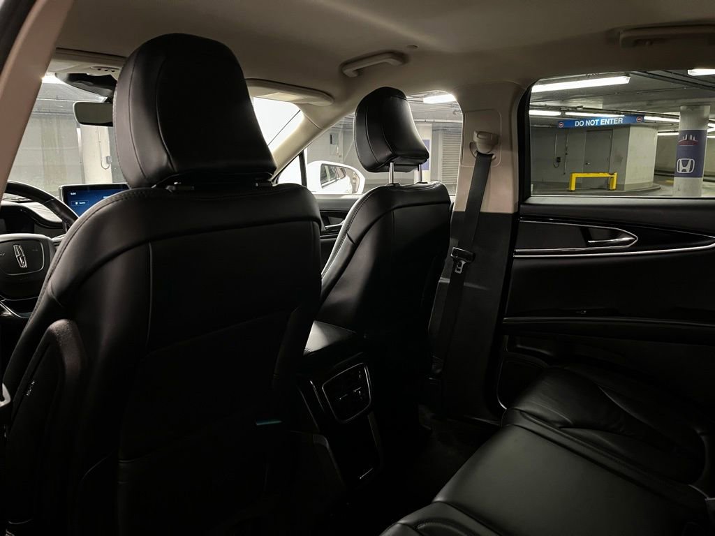 Used 2021 Lincoln Nautilus AWD w/ Equipment Group 101A image 19