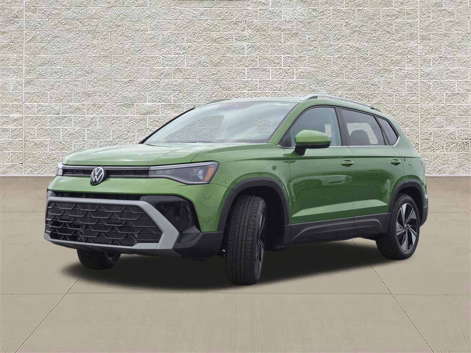 New 2026 Volkswagen Taos SE AWD/4WD image 3