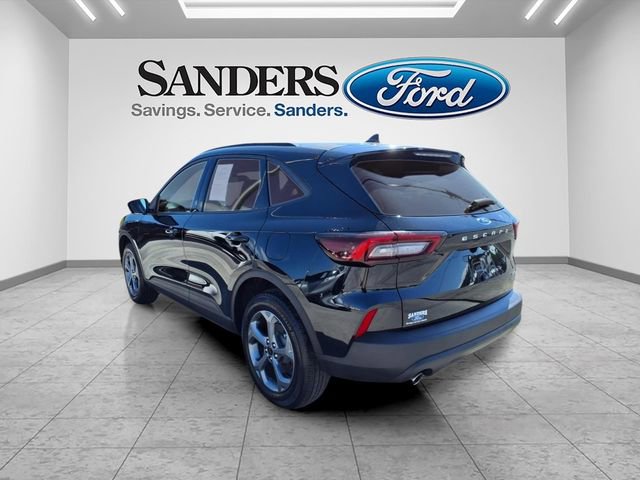 Used 2025 Ford Escape ST-Line AWD/4WD image 4