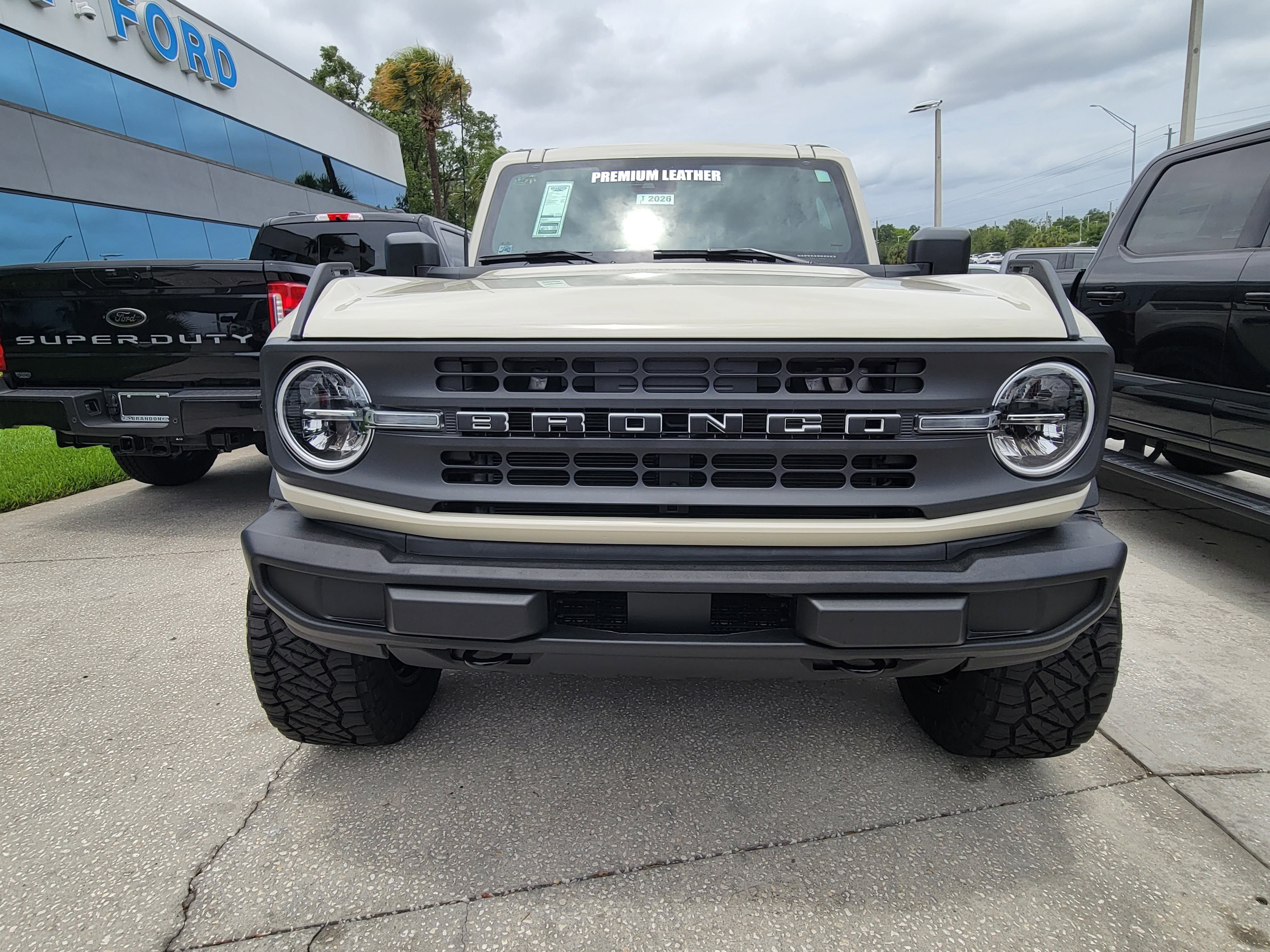 New 2026 Ford Bronco Big Bend AWD/4WD image 2