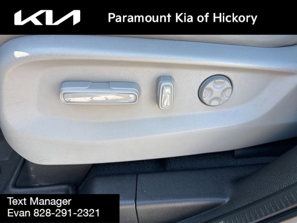 Used 2018 Honda Odyssey EX-L image 19