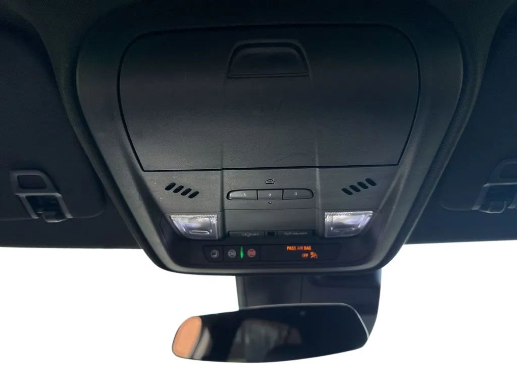 Used 2020 Cadillac XT4 Sport w/ Cold Weather Package AWD/4WD image 25