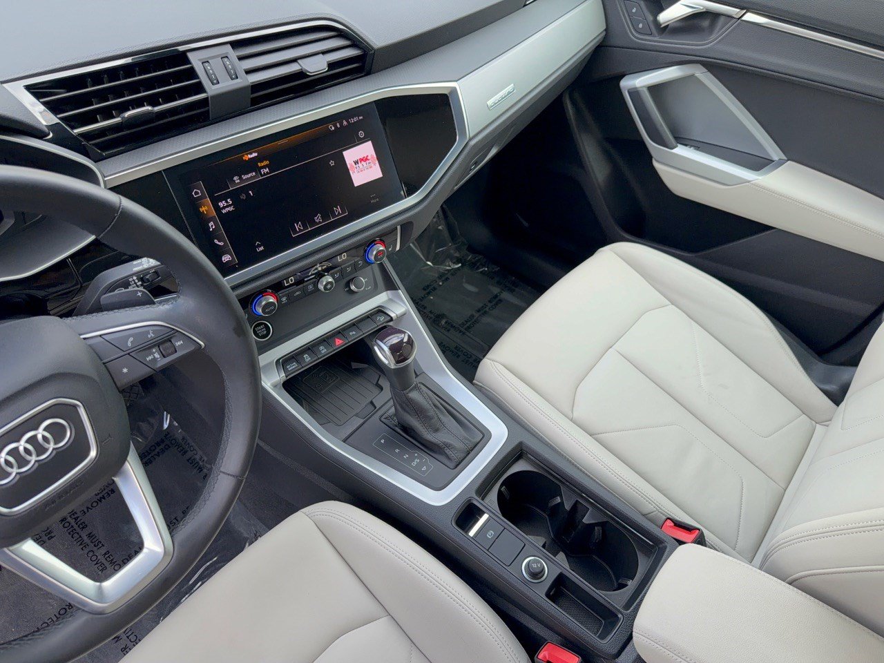 Used 2024 Audi Q3 2.0T Premium AWD/4WD image 22