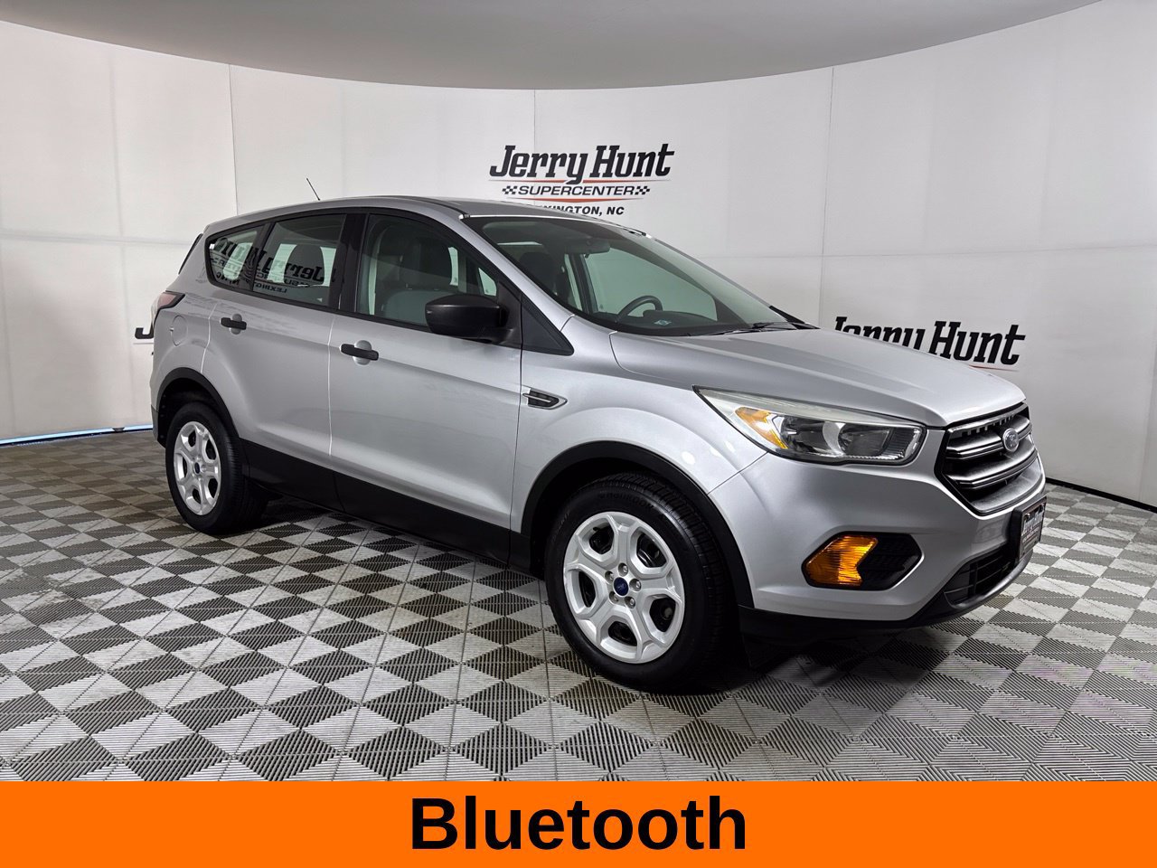 Used 2017 Ford Escape S FWD image 4