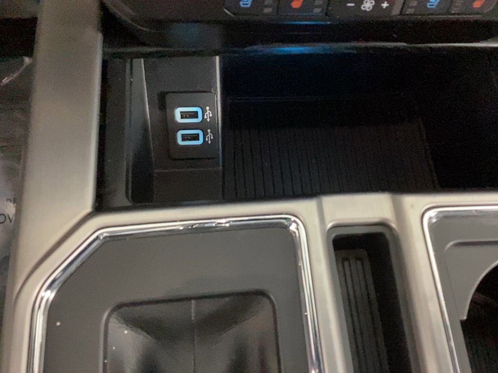 Used 2020 Ford F150 Platinum w/ Equipment Group 701A Luxury image 32