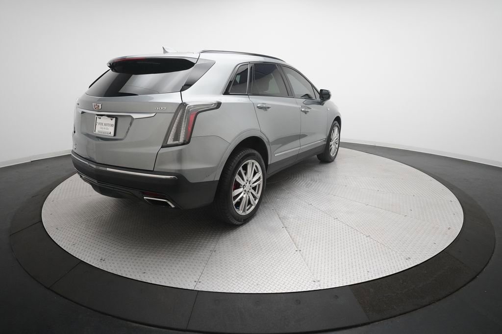 Used 2023 Cadillac XT5 Sportv w/ Technology Package image 38