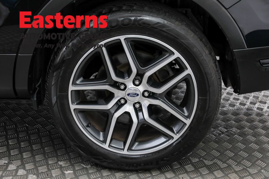 Used 2019 Ford Explorer Sport image 34