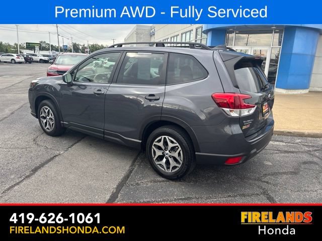 Used 2024 Subaru Forester Premium AWD/4WD image 2