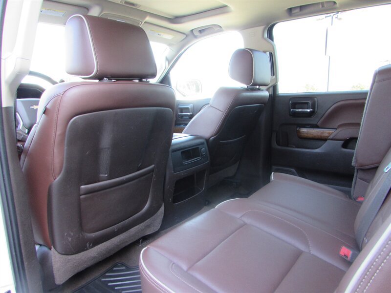 Used 2014 Chevrolet Silverado 1500 High Country w/ High Country Premium Package AWD/4WD image 12