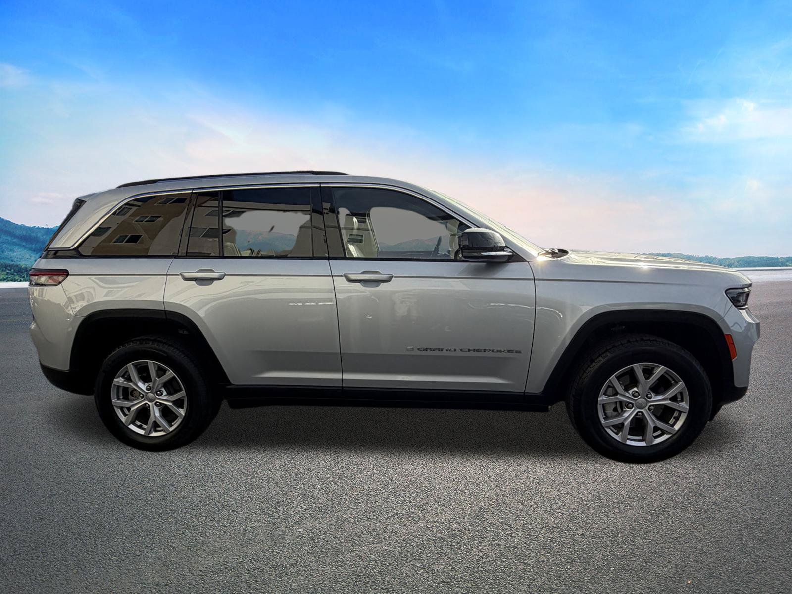 Used 2022 Jeep Grand Cherokee Limited RWD image 13