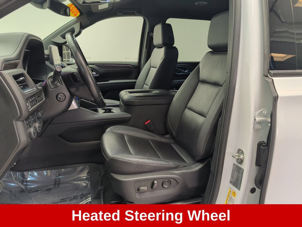 Used 2024 Chevrolet Suburban Z71 w/ Luxury Package AWD/4WD image 11