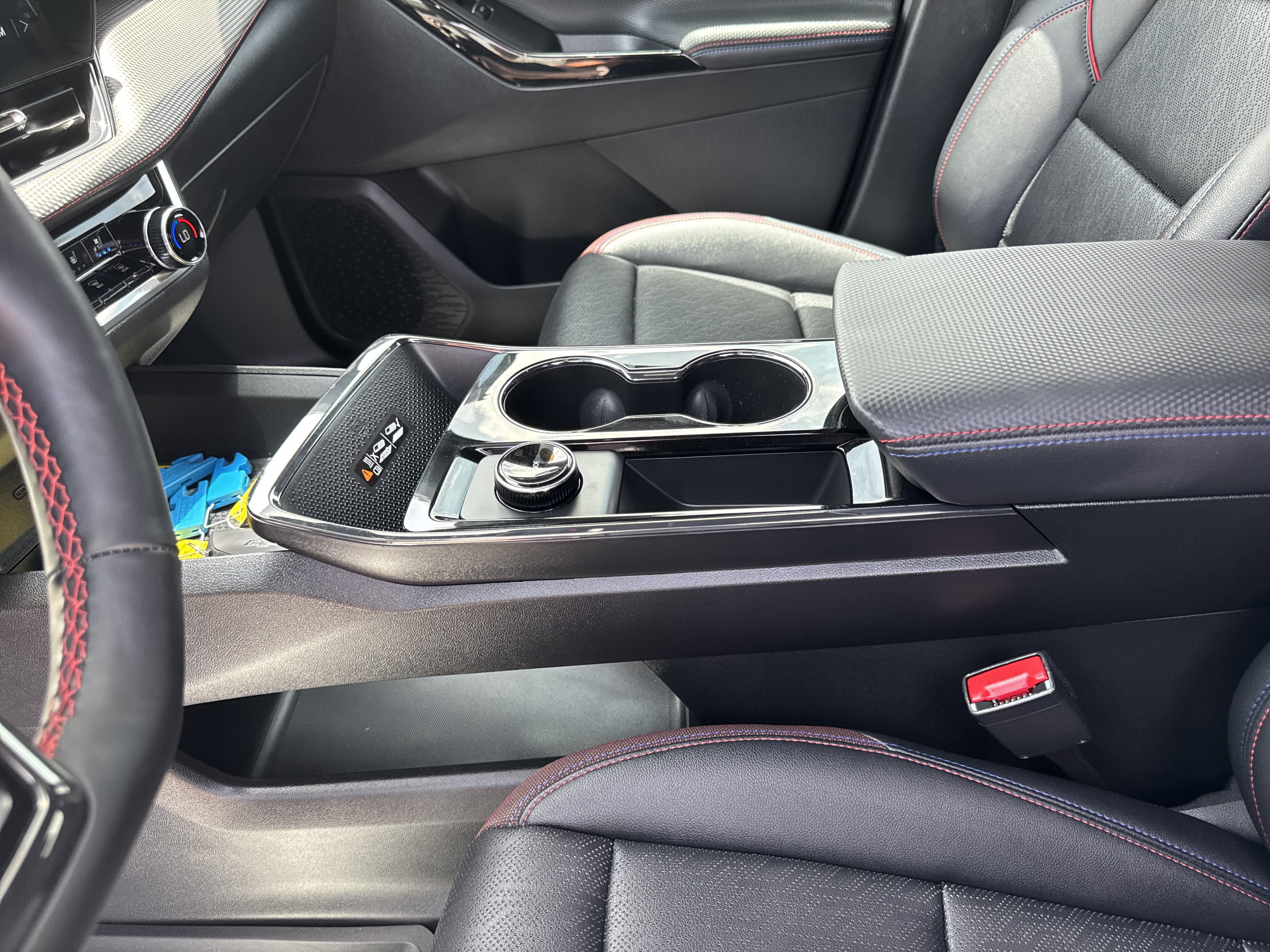 Certified 2026 Chevrolet Equinox RS w/ Convenience Package III FWD image 23