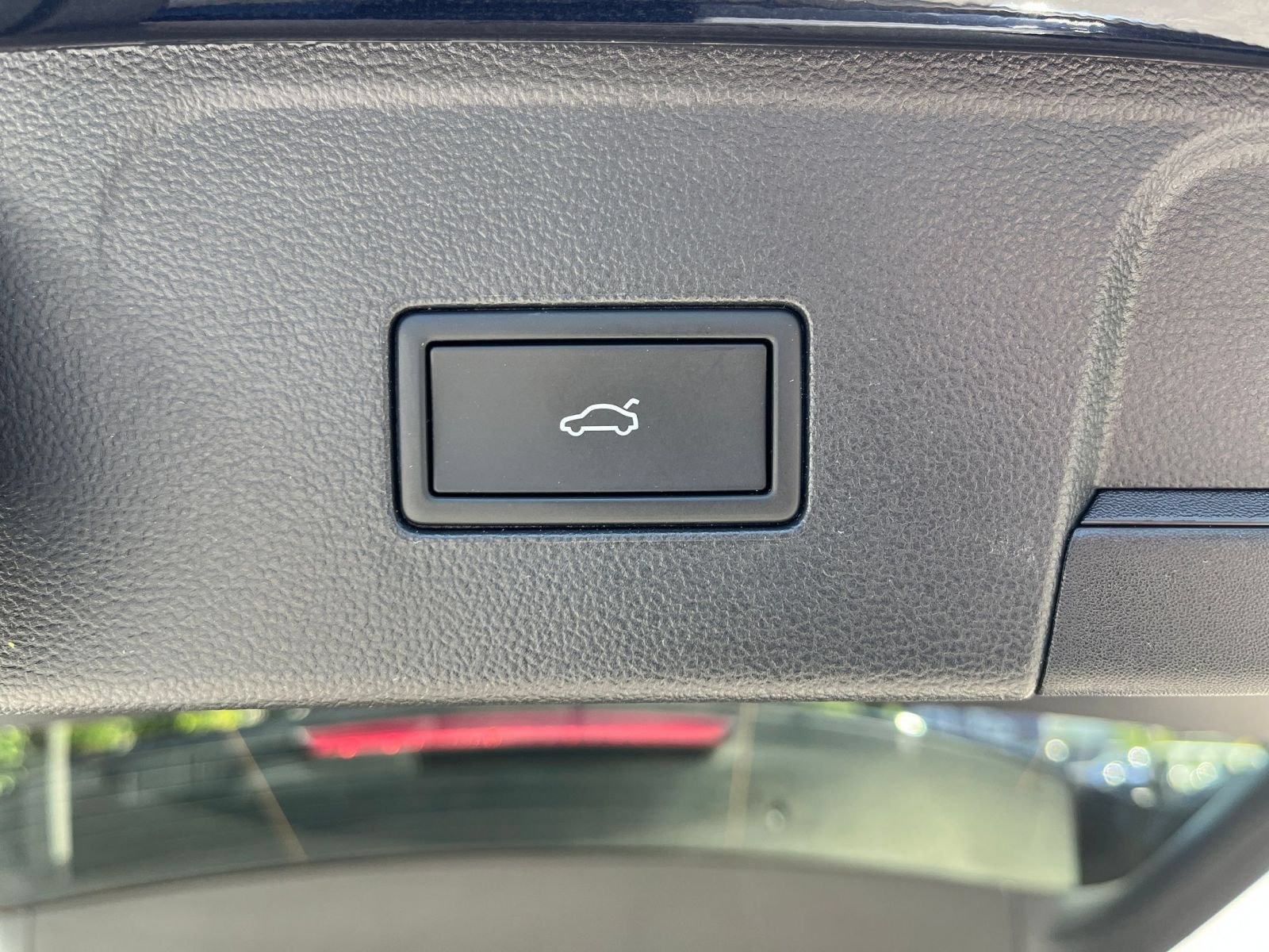 Used 2026 Volkswagen Atlas SE FWD image 24