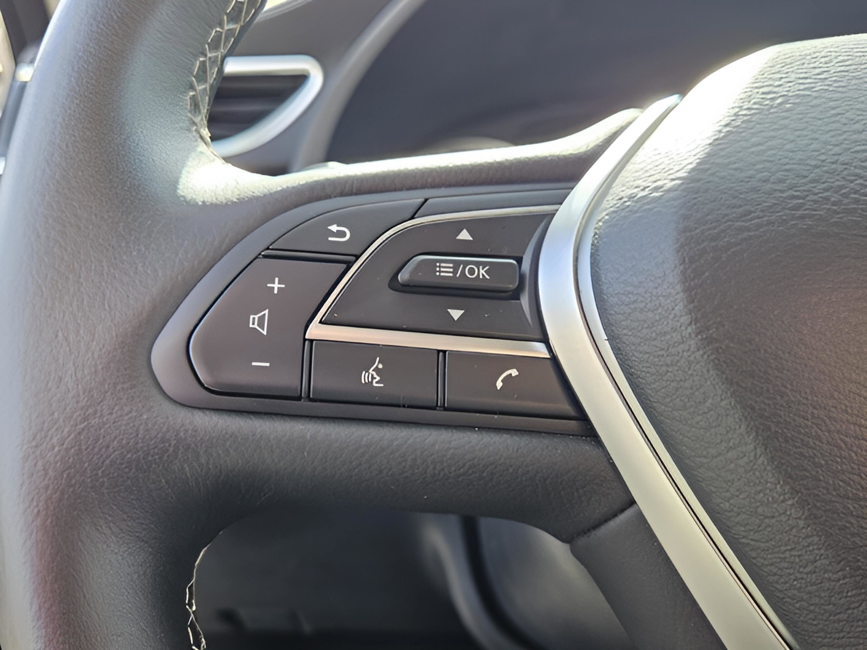 Certified 2025 INFINITI QX50 Luxe image 26