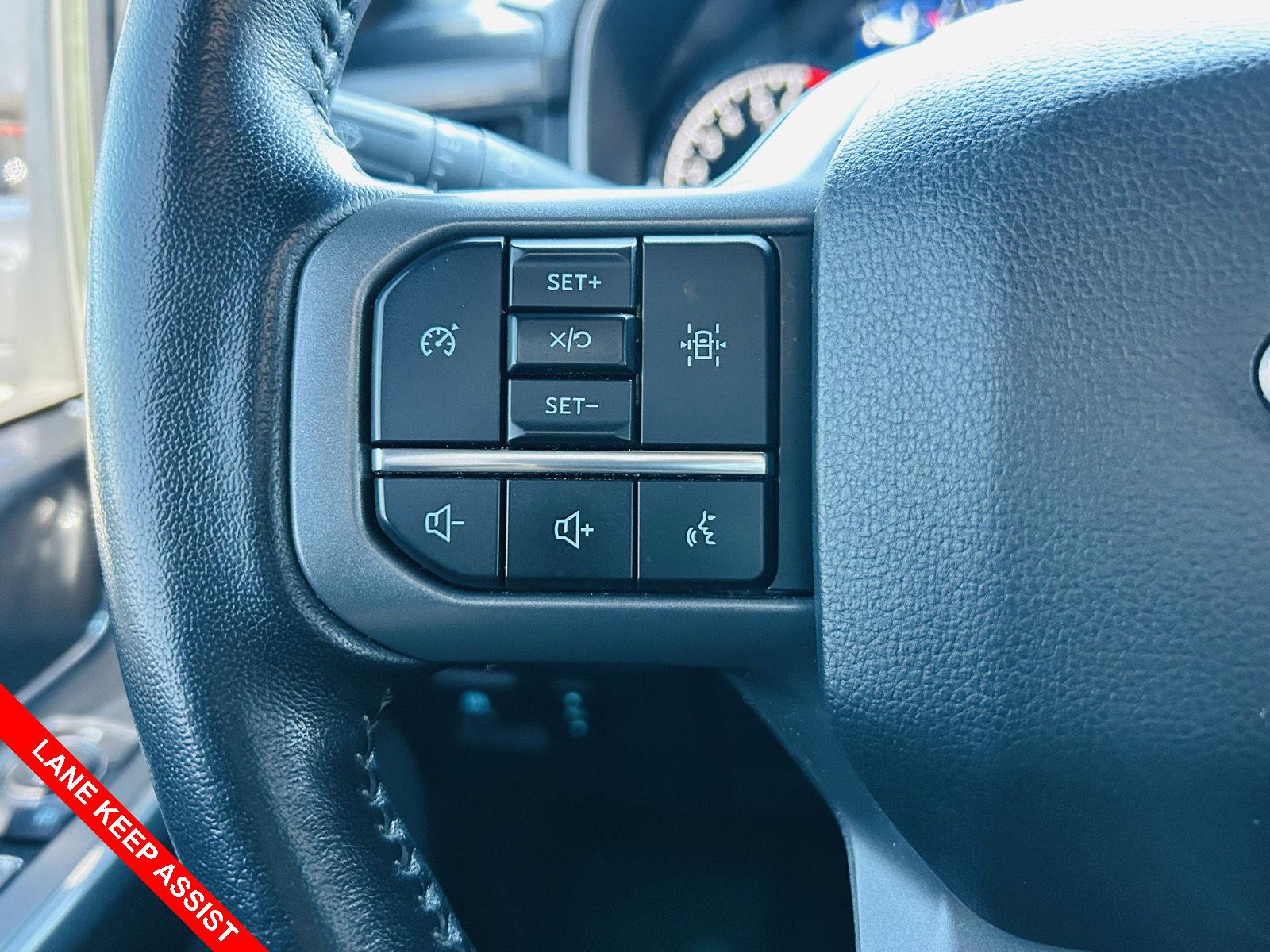 Used 2022 Ford F150 XLT w/ Equipment Group 302A High image 7