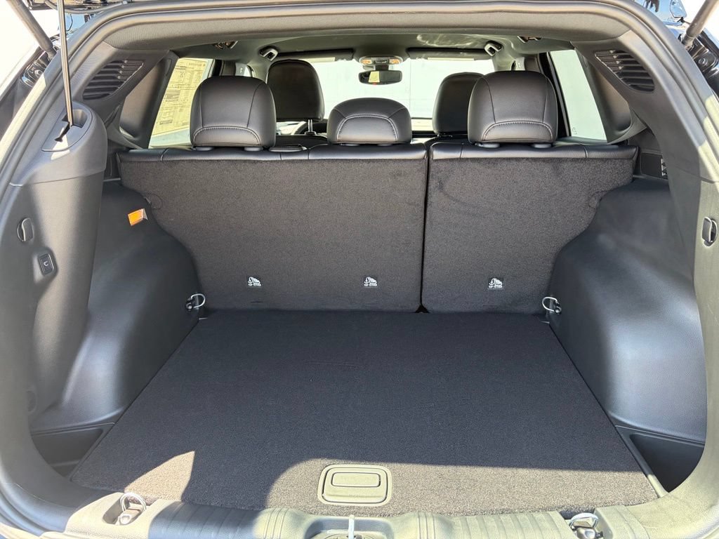 New 2026 Jeep Compass Latitude AWD/4WD image 16