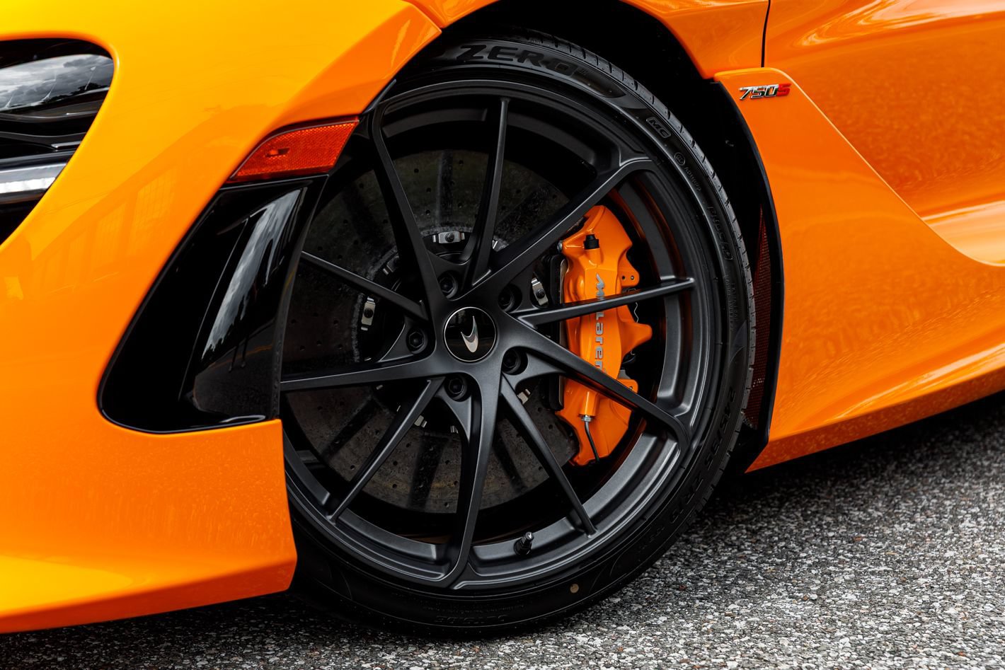 New 2027 McLaren 750S Spider RWD image 32