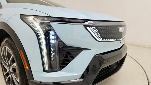 Used 2025 Cadillac Optiq Sport 1 AWD/4WD image 20