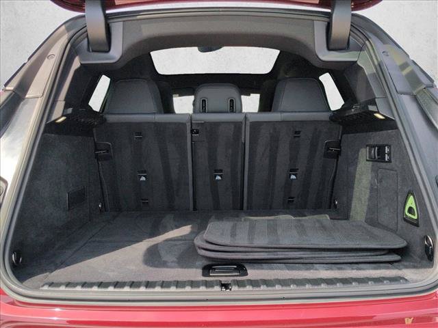 Used 2023 BMW iX xDrive50 w/ Sport Package AWD/4WD image 6