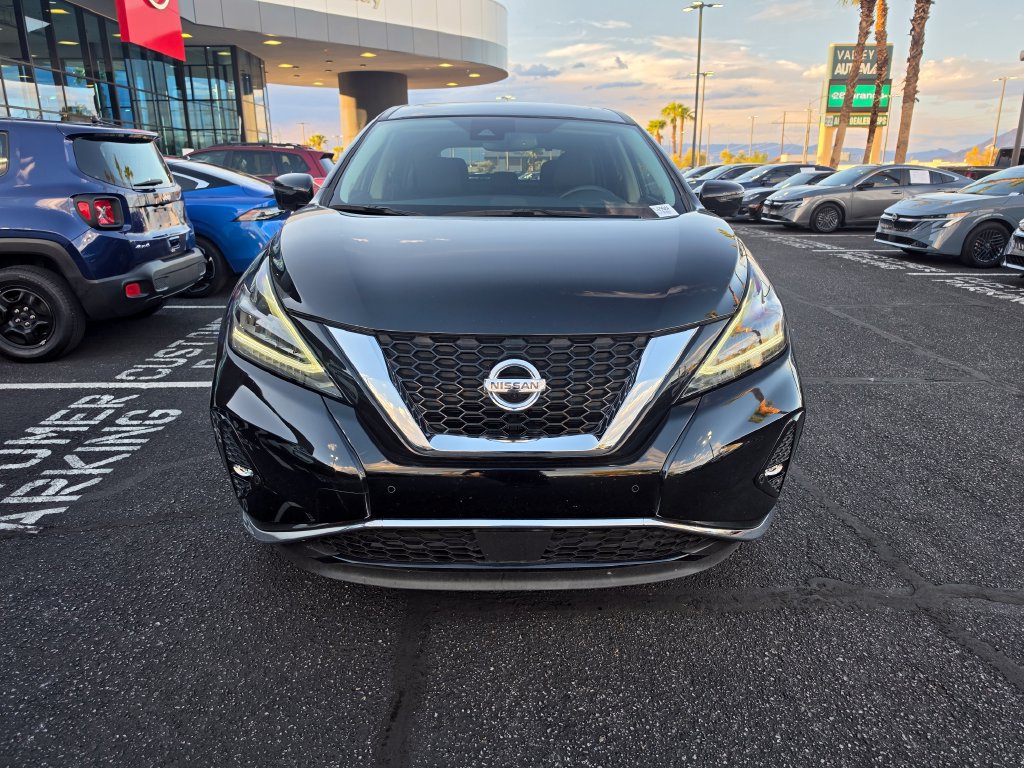 Used 2022 Nissan Murano SL w/ SL Moonroof Package FWD image 2