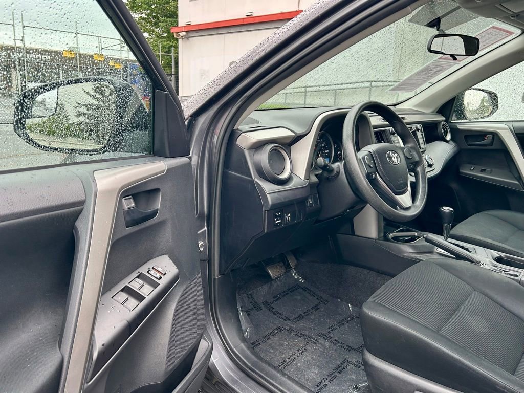 Certified 2016 Toyota RAV4 LE AWD/4WD image 9