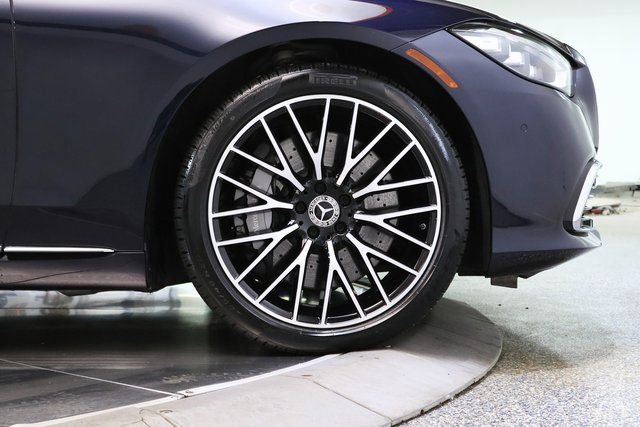 Used 2023 Mercedes-Benz S 580 4MATIC Sedan image 12
