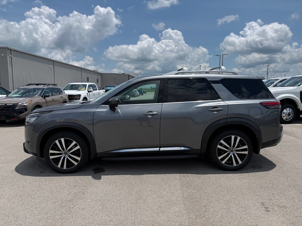 Used 2023 Nissan Pathfinder Platinum AWD/4WD image 22