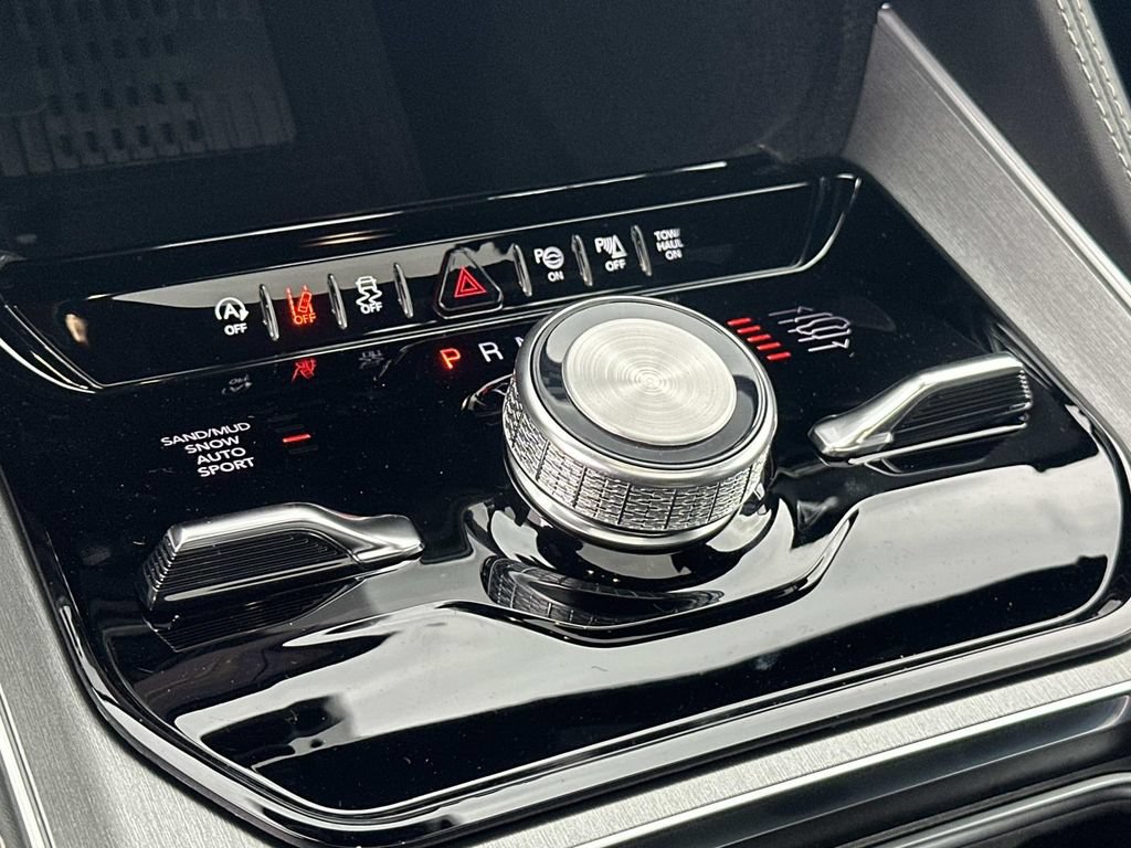 New 2026 Jeep Grand Wagoneer Limited AWD/4WD image 27