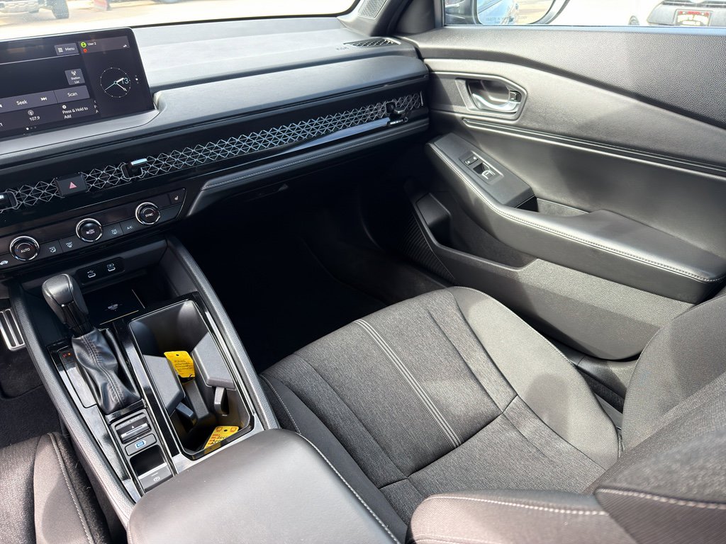 Used 2025 Honda Accord Sport image 13
