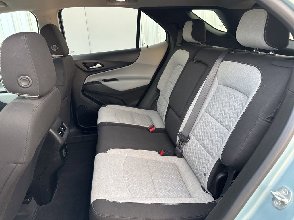 Used 2022 Chevrolet Equinox LT w/ Driver Convenience Package image 30
