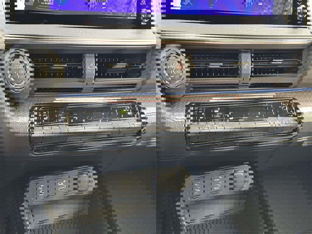 New 2026 Toyota Prius XLE image 5