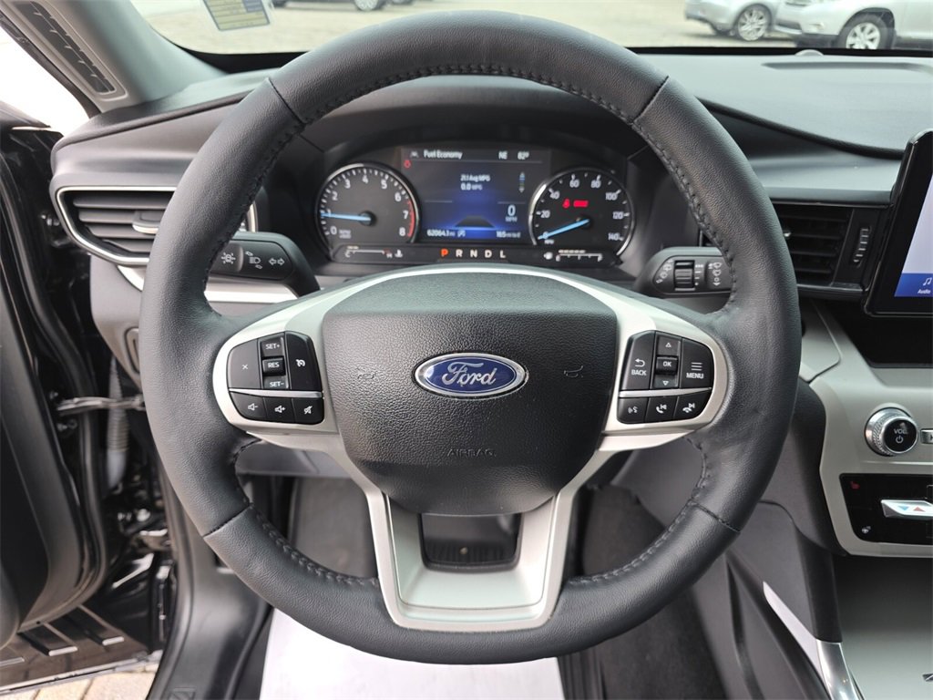 Used 2023 Ford Explorer XLT w/ Equipment Group 202A image 31