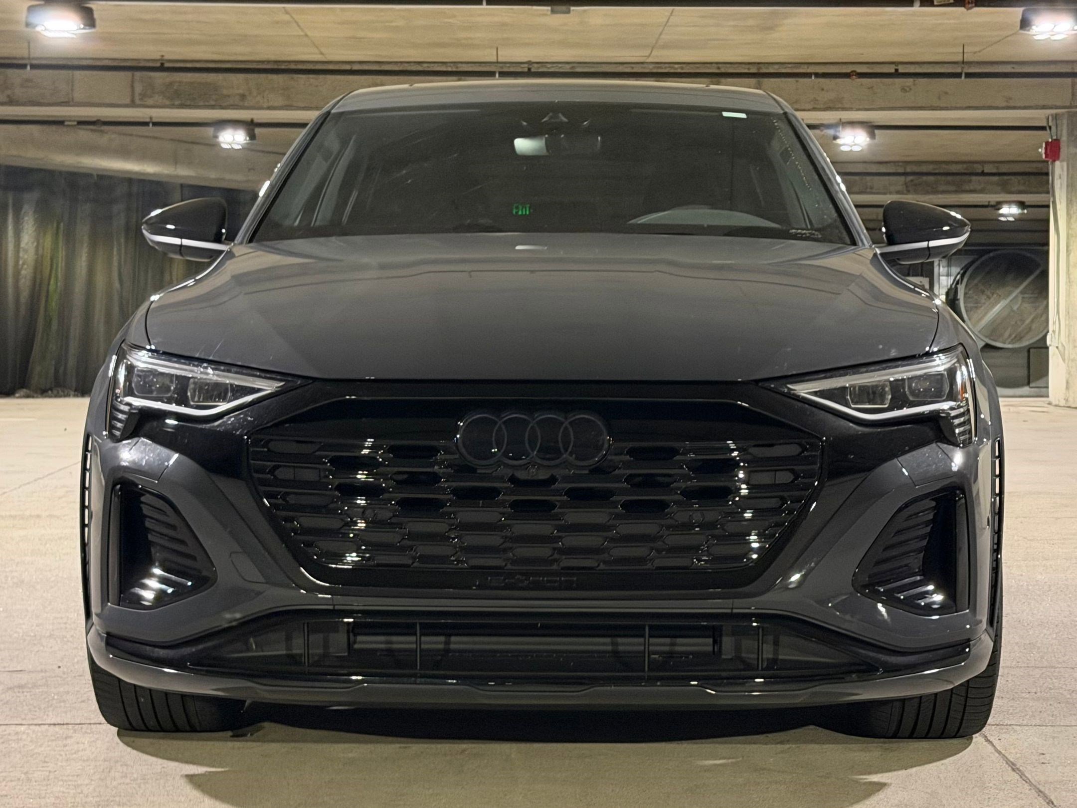 Used 2024 Audi SQ8 e-tron Premium Plus w/ Black Optic Package AWD/4WD image 6